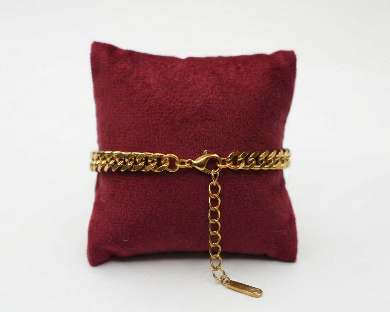 Nova Curb Chain