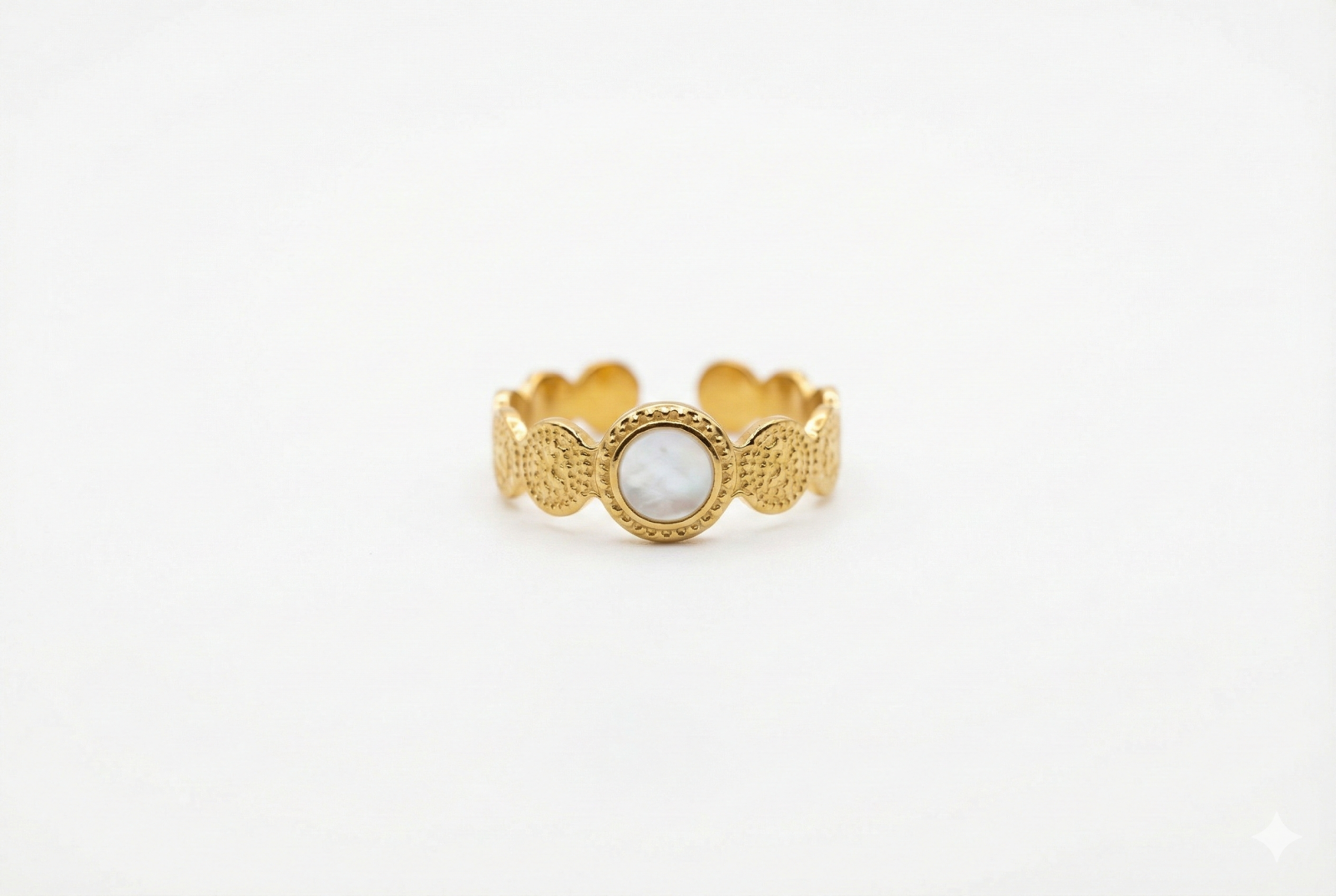 Serene Crossover Ring
