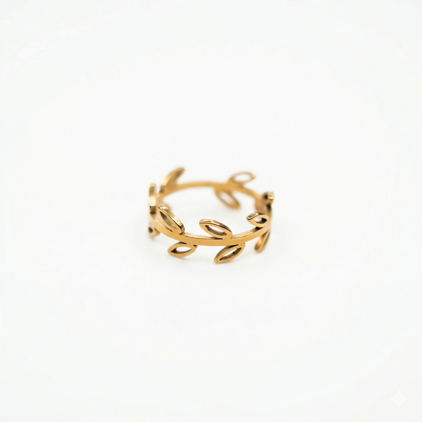 Golden Laurel Crown Ring
