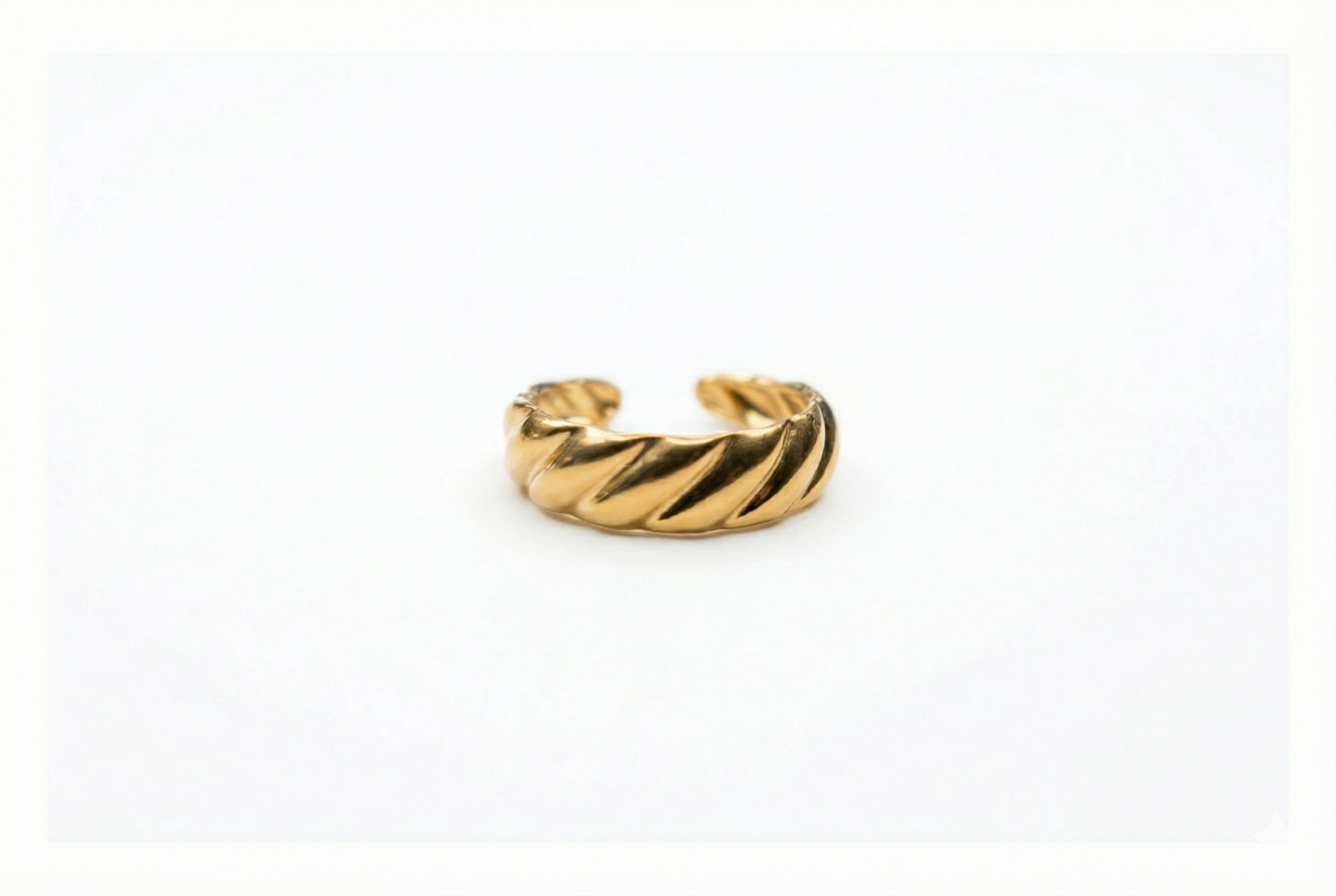 Gilded Dune Twist Ring
