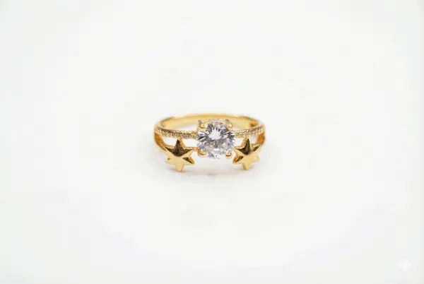 Radiant Stella Ring